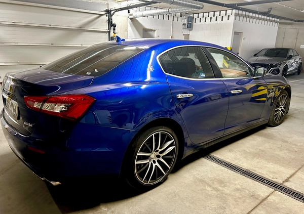 Maserati Ghibli cena 75000 przebieg: 235000, rok produkcji 2015 z Radom małe 191